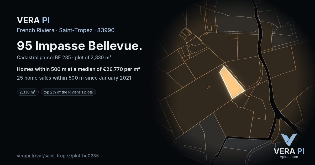 95 Impasse Bellevue, Saint-Tropez at night – the plot lit, the parcels around coloured by the prices near them