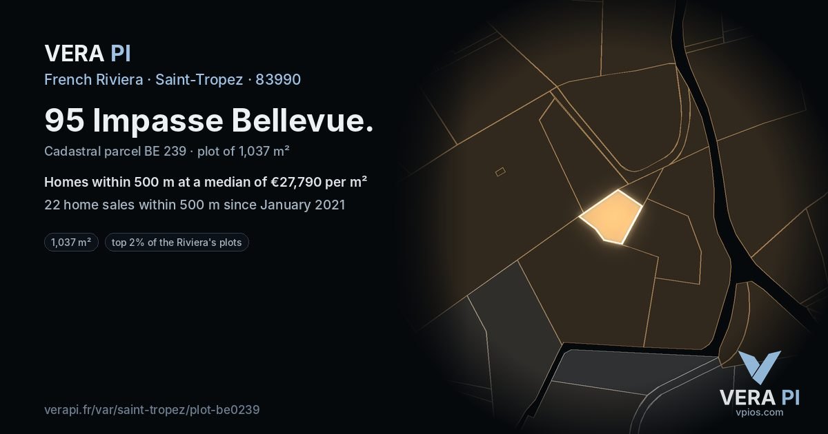 95 Impasse Bellevue, Saint-Tropez at night – the plot lit, the parcels around coloured by the prices near them