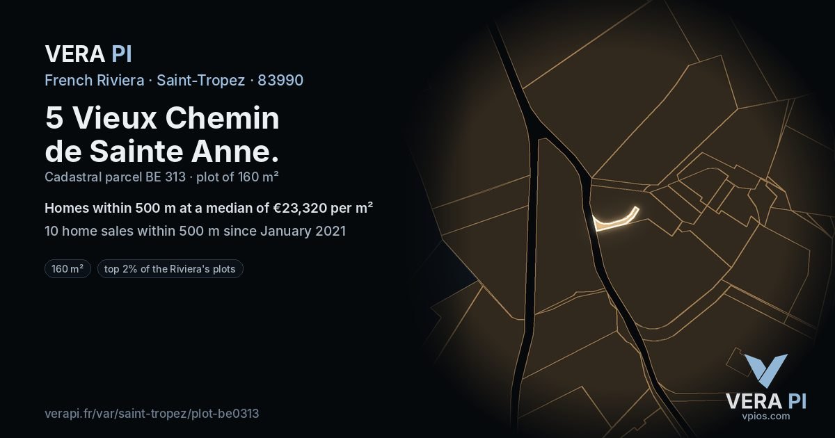 5 Vieux Chemin de Sainte Anne, Saint-Tropez at night – the plot lit, the parcels around coloured by the prices near them