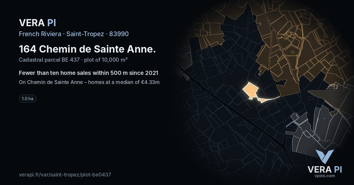 164 Chemin de Sainte Anne, Saint-Tropez at night – the plot lit, the parcels around coloured by the prices near them