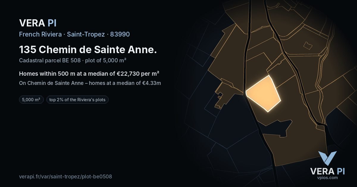 135 Chemin de Sainte Anne, Saint-Tropez at night – the plot lit, the parcels around coloured by the prices near them