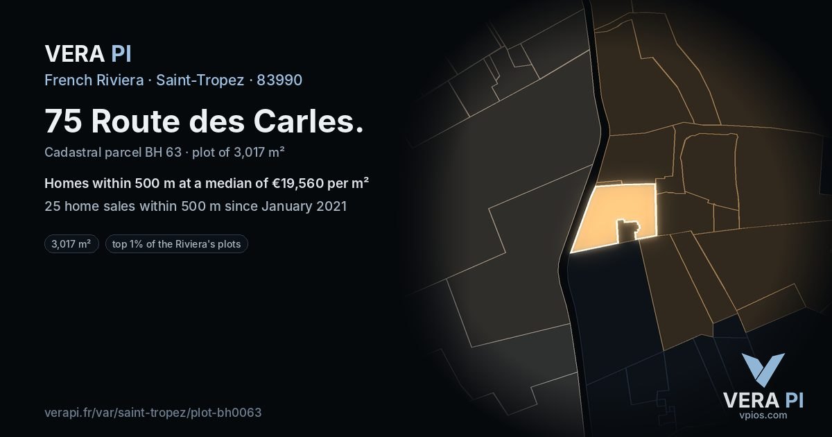 75 Route des Carles, Saint-Tropez at night – the plot lit, the parcels around coloured by the prices near them