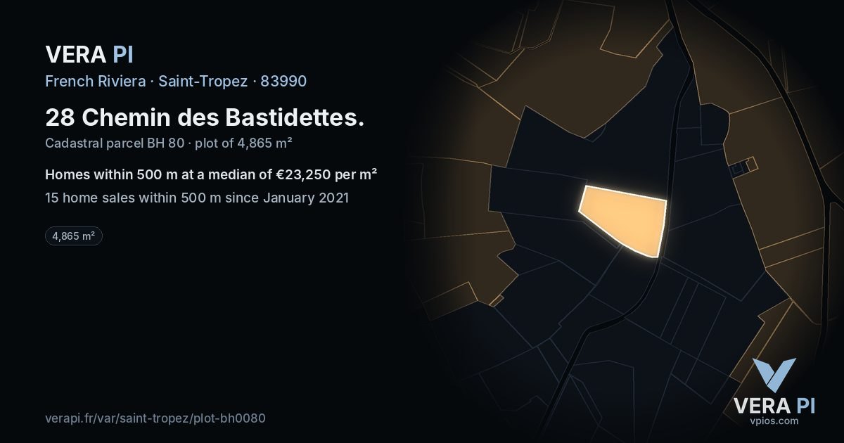28 Chemin des Bastidettes, Saint-Tropez at night – the plot lit, the parcels around coloured by the prices near them