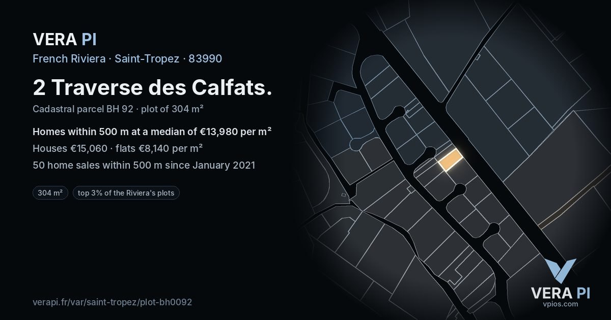 2 Traverse des Calfats, Saint-Tropez at night – the plot lit, the parcels around coloured by the prices near them