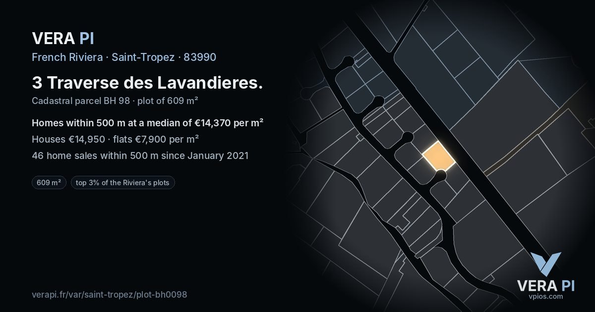 3 Traverse des Lavandieres, Saint-Tropez at night – the plot lit, the parcels around coloured by the prices near them