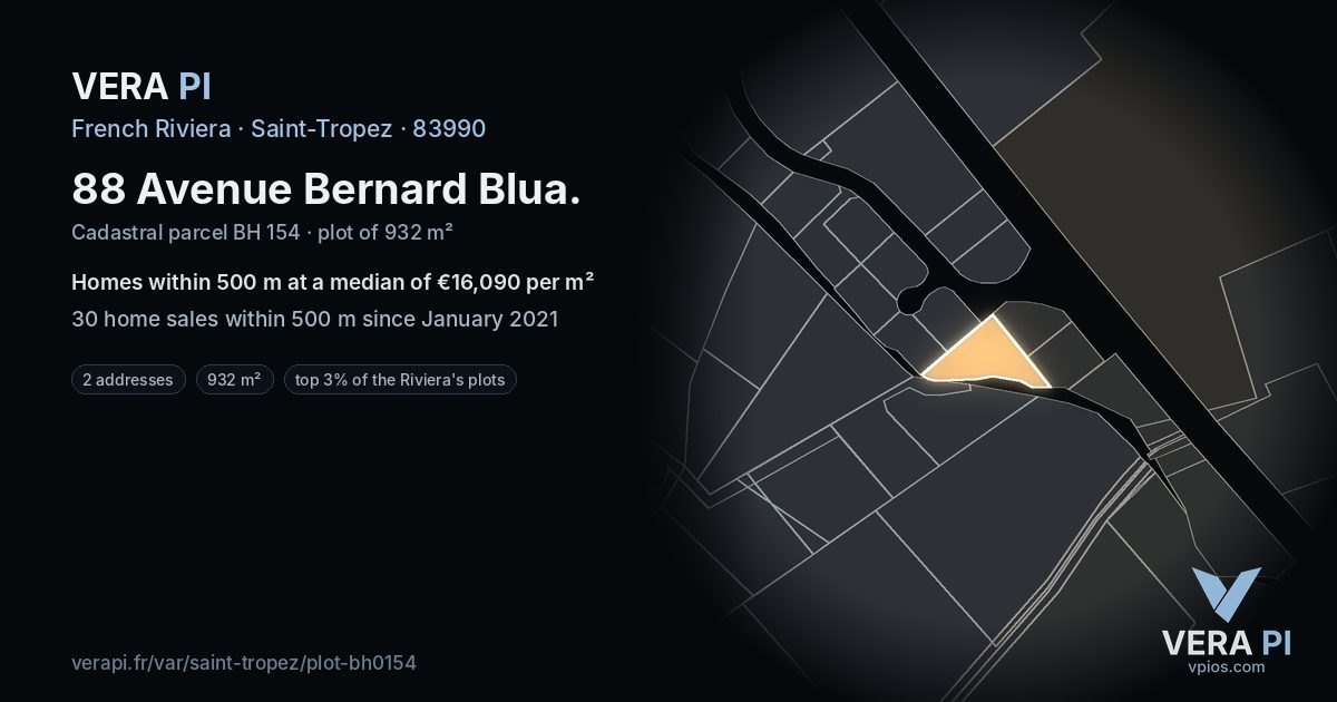 88 Avenue Bernard Blua, Saint-Tropez at night – the plot lit, the parcels around coloured by the prices near them