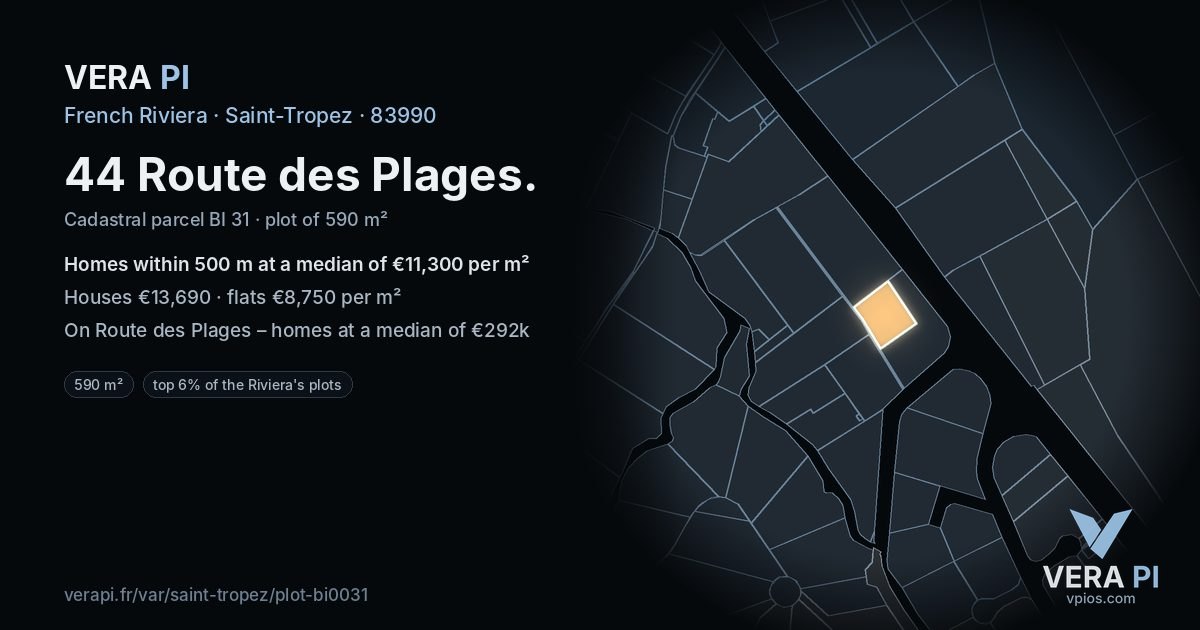 44 Route des Plages, Saint-Tropez at night – the plot lit, the parcels around coloured by the prices near them