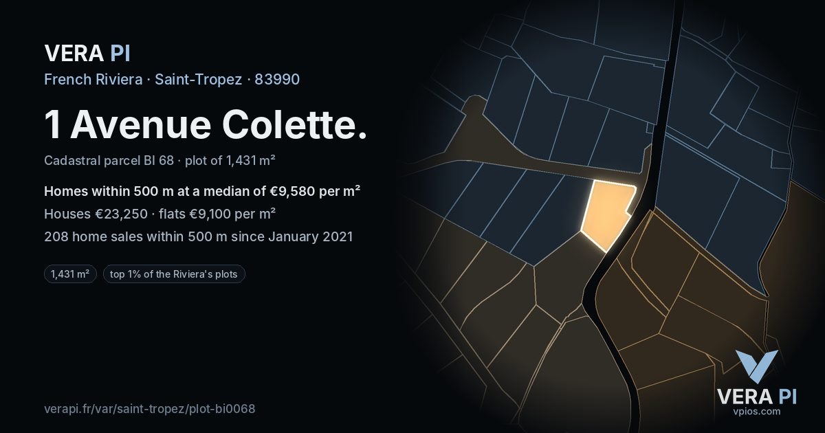 1 Avenue Colette, Saint-Tropez at night – the plot lit, the parcels around coloured by the prices near them