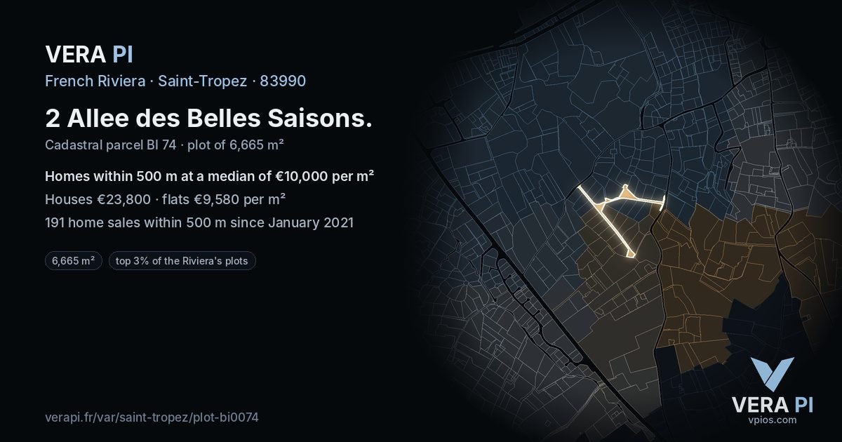 2 Allee des Belles Saisons, Saint-Tropez at night – the plot lit, the parcels around coloured by the prices near them