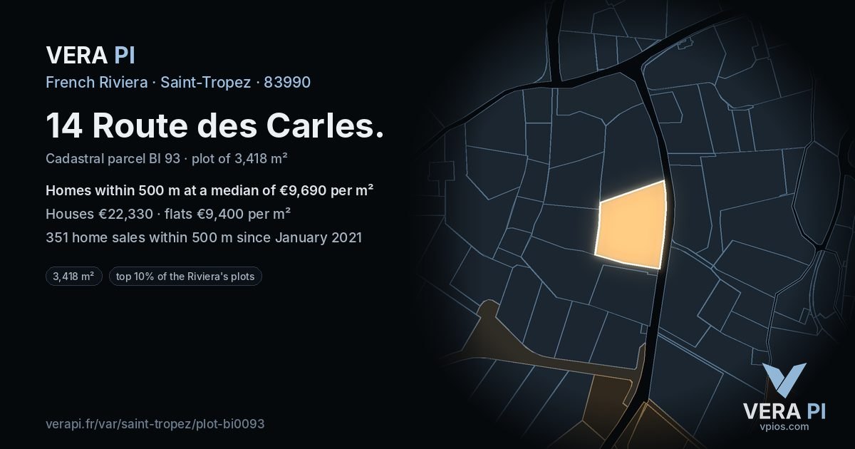 14 Route des Carles, Saint-Tropez at night – the plot lit, the parcels around coloured by the prices near them