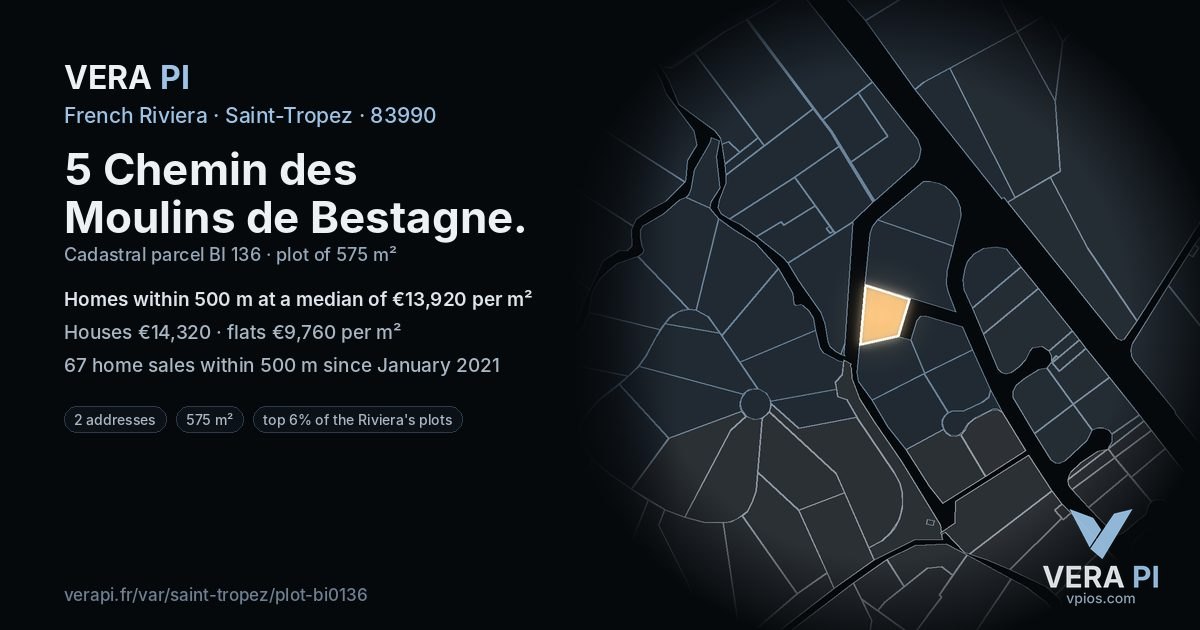 5 Chemin des Moulins de Bestagne, Saint-Tropez at night – the plot lit, the parcels around coloured by the prices near them