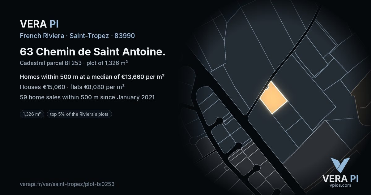 63 Chemin de Saint Antoine, Saint-Tropez at night – the plot lit, the parcels around coloured by the prices near them