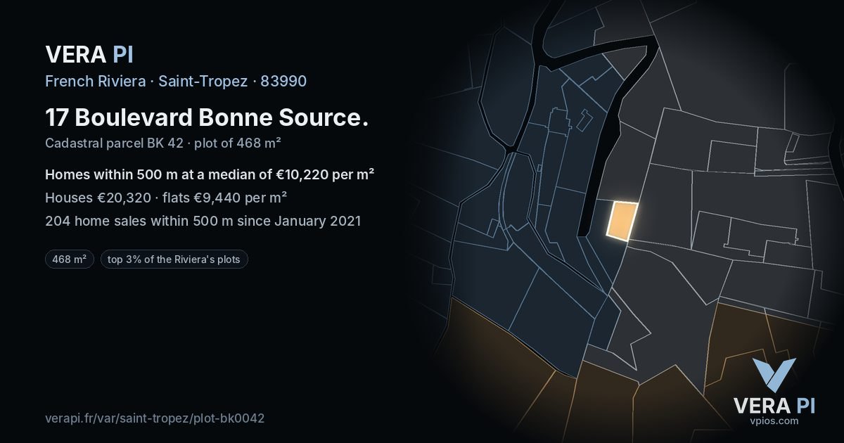 17 Boulevard Bonne Source, Saint-Tropez at night – the plot lit, the parcels around coloured by the prices near them