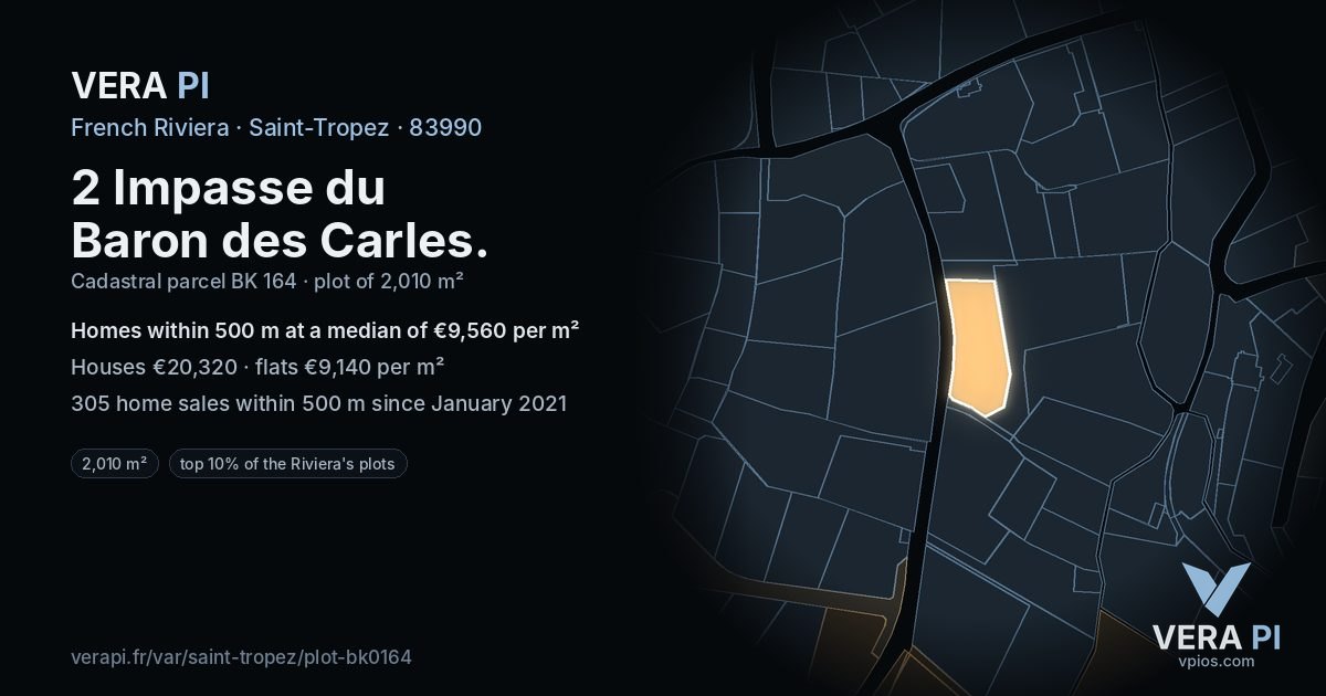 2 Impasse du Baron des Carles, Saint-Tropez at night – the plot lit, the parcels around coloured by the prices near them