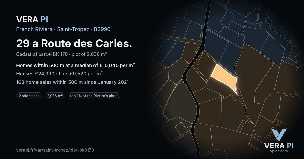 29 a Route des Carles, Saint-Tropez at night – the plot lit, the parcels around coloured by the prices near them