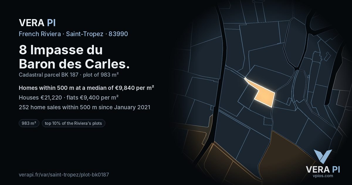 8 Impasse du Baron des Carles, Saint-Tropez at night – the plot lit, the parcels around coloured by the prices near them