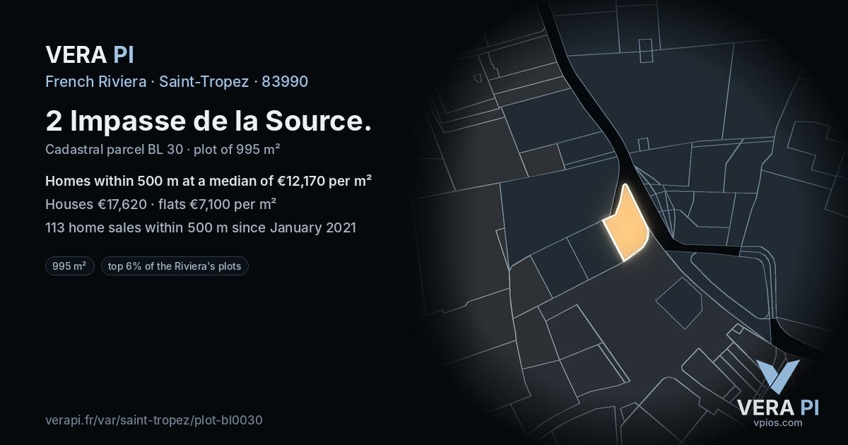 2 Impasse de la Source, Saint-Tropez at night – the plot lit, the parcels around coloured by the prices near them