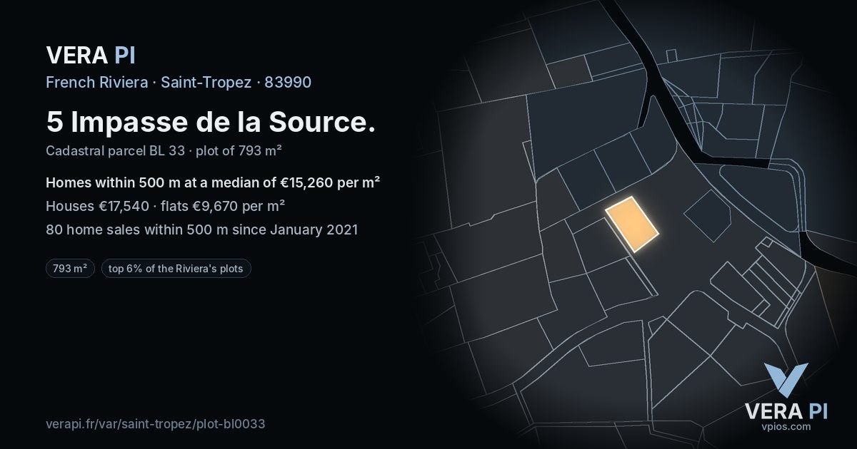 5 Impasse de la Source, Saint-Tropez at night – the plot lit, the parcels around coloured by the prices near them
