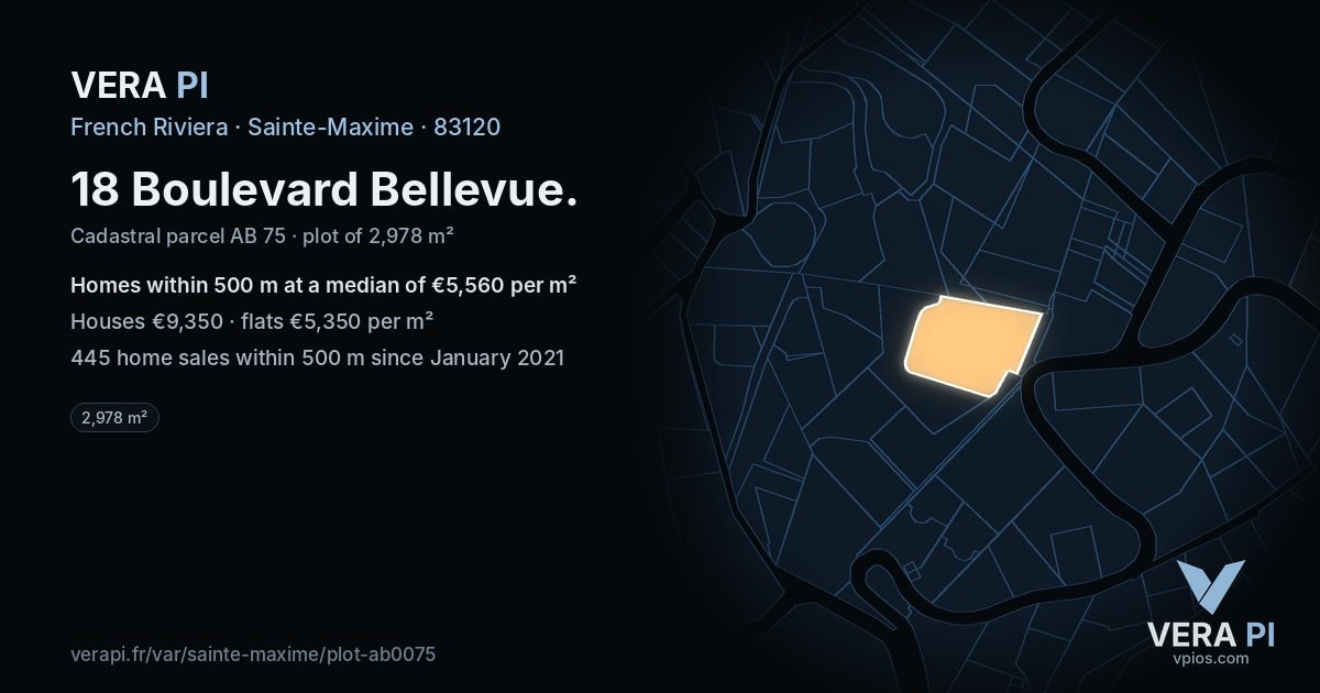 18 Boulevard Bellevue, Sainte-Maxime at night – the plot lit, the parcels around coloured by the prices near them