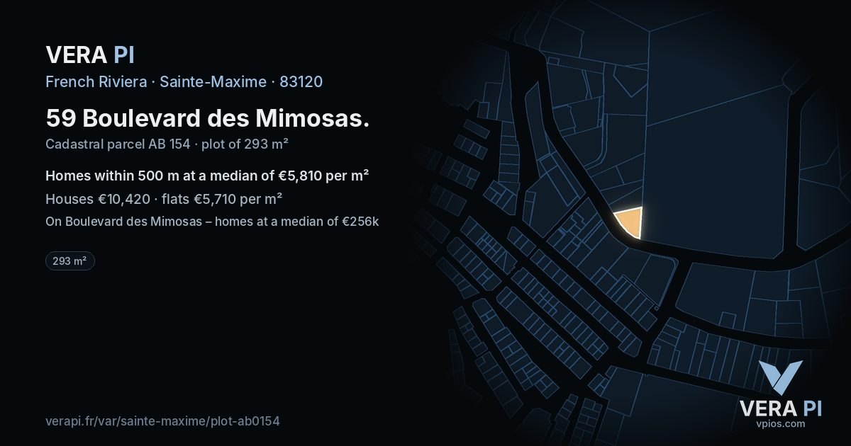 59 Boulevard des Mimosas, Sainte-Maxime at night – the plot lit, the parcels around coloured by the prices near them