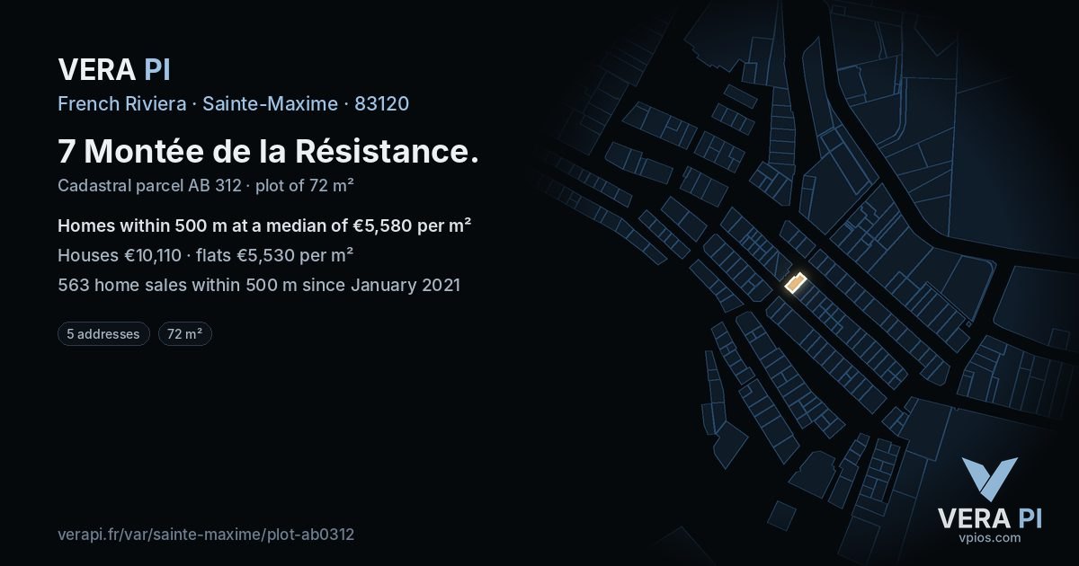 7 Montée de la Résistance, Sainte-Maxime at night – the plot lit, the parcels around coloured by the prices near them