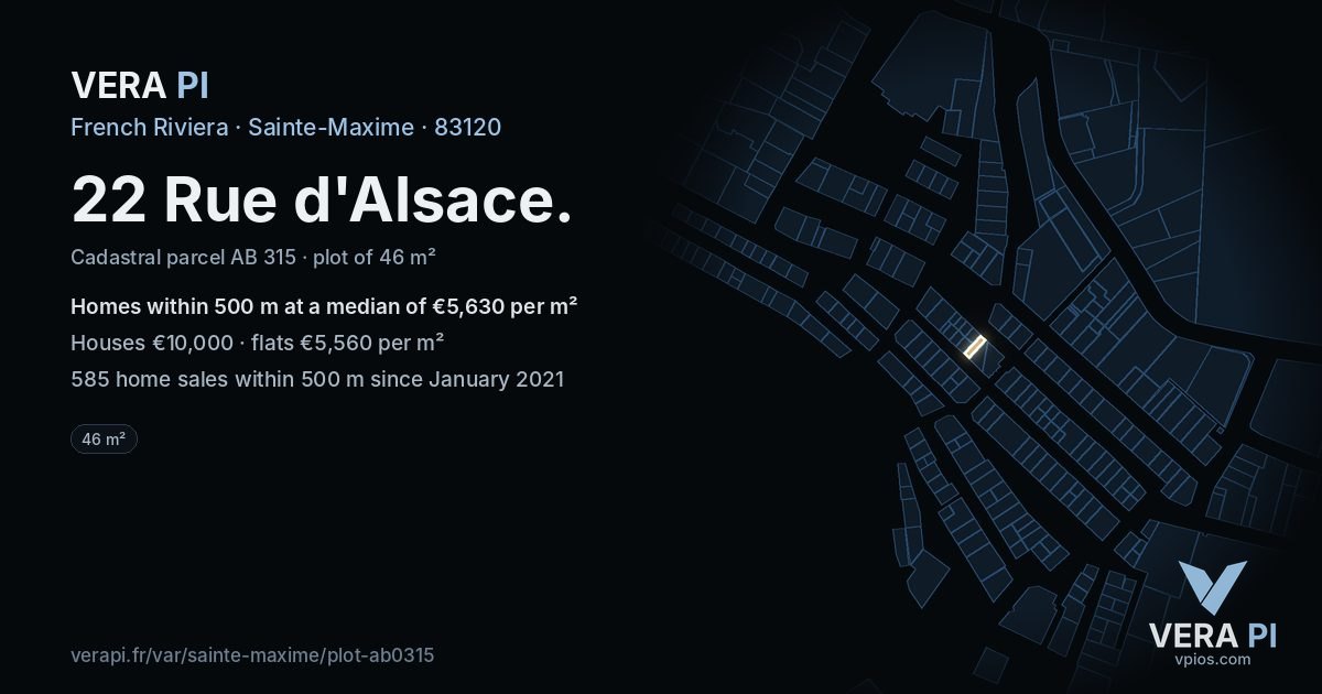 22 Rue d'Alsace, Sainte-Maxime at night – the plot lit, the parcels around coloured by the prices near them