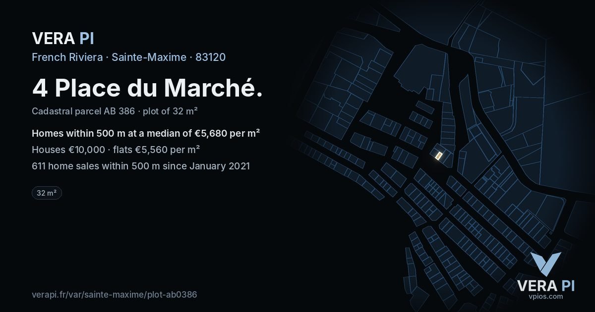 4 Place du Marché, Sainte-Maxime at night – the plot lit, the parcels around coloured by the prices near them