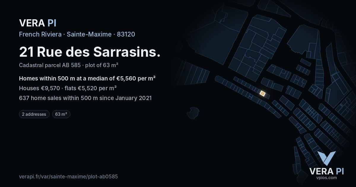 21 Rue des Sarrasins, Sainte-Maxime at night – the plot lit, the parcels around coloured by the prices near them