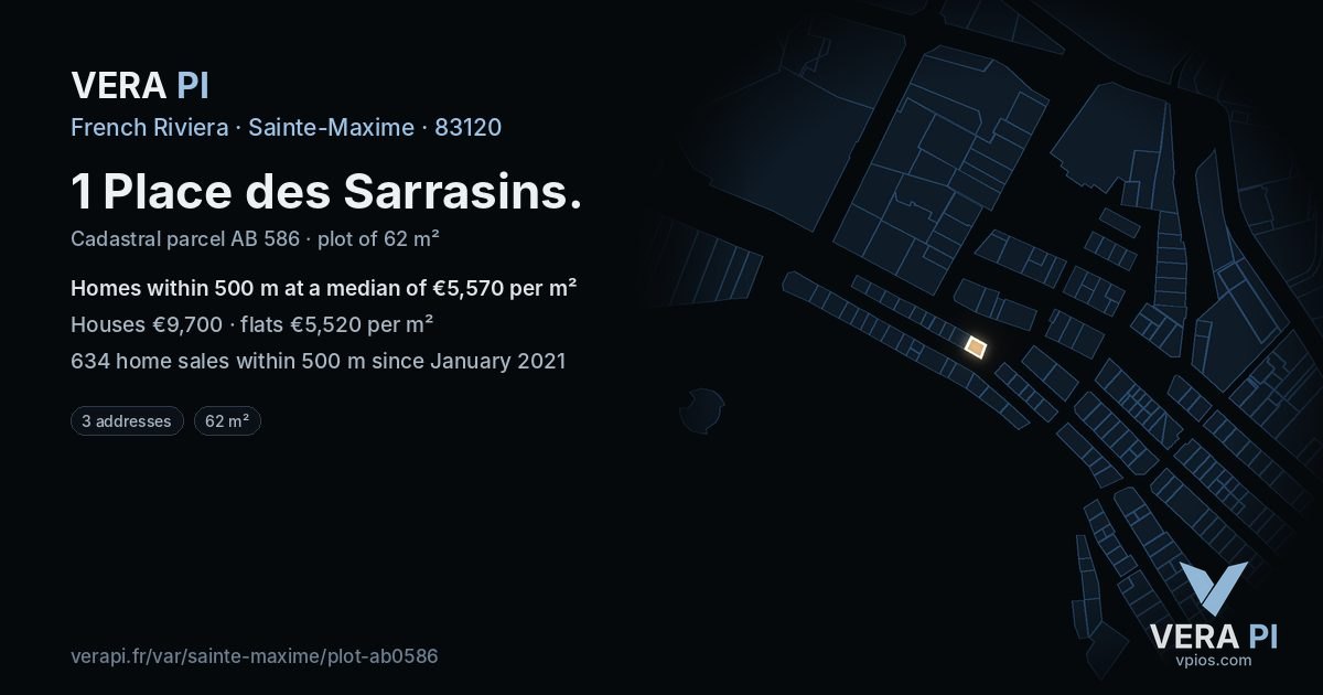 1 Place des Sarrasins, Sainte-Maxime at night – the plot lit, the parcels around coloured by the prices near them