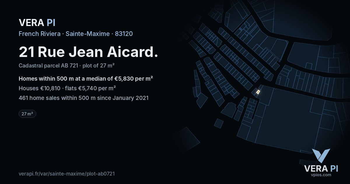 21 Rue Jean Aicard, Sainte-Maxime at night – the plot lit, the parcels around coloured by the prices near them