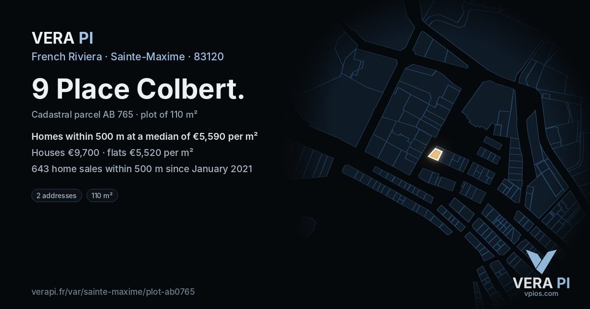 9 Place Colbert, Sainte-Maxime at night – the plot lit, the parcels around coloured by the prices near them