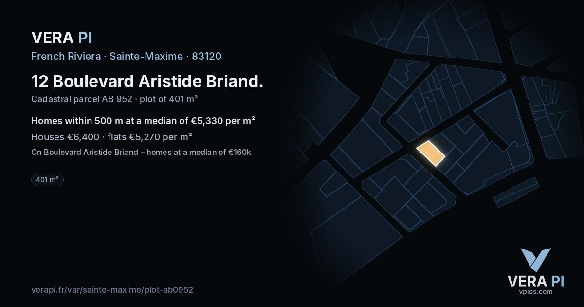 12 Boulevard Aristide Briand, Sainte-Maxime at night – the plot lit, the parcels around coloured by the prices near them