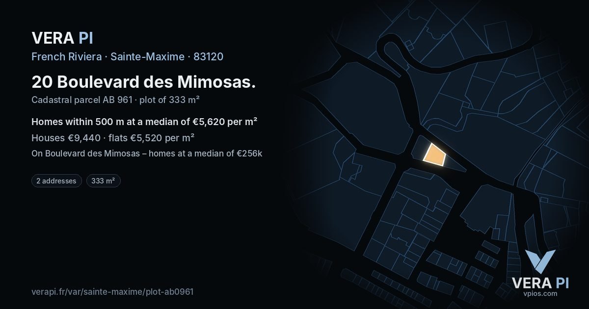 20 Boulevard des Mimosas, Sainte-Maxime at night – the plot lit, the parcels around coloured by the prices near them
