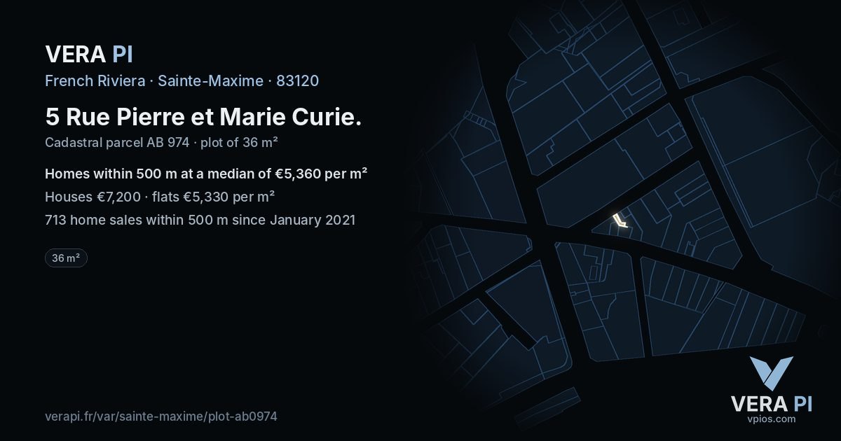 5 Rue Pierre et Marie Curie, Sainte-Maxime at night – the plot lit, the parcels around coloured by the prices near them