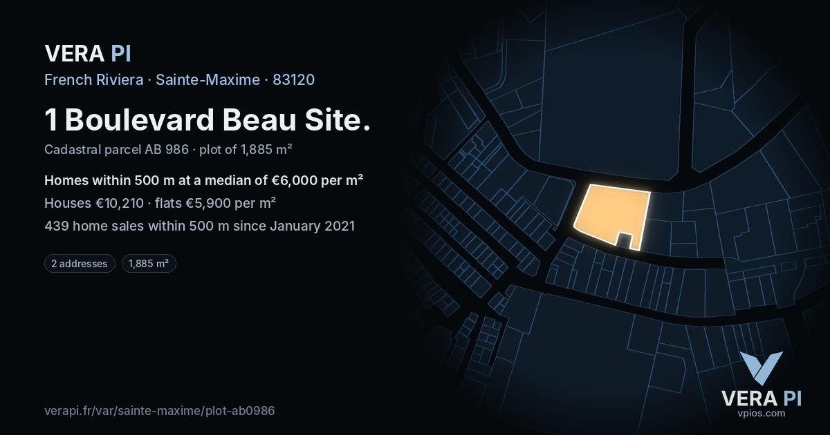 1 Boulevard Beau Site, Sainte-Maxime at night – the plot lit, the parcels around coloured by the prices near them