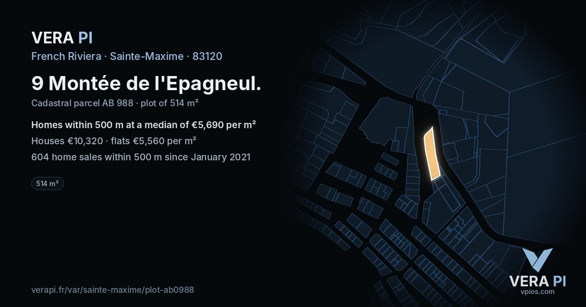 9 Montée de l'Epagneul, Sainte-Maxime at night – the plot lit, the parcels around coloured by the prices near them