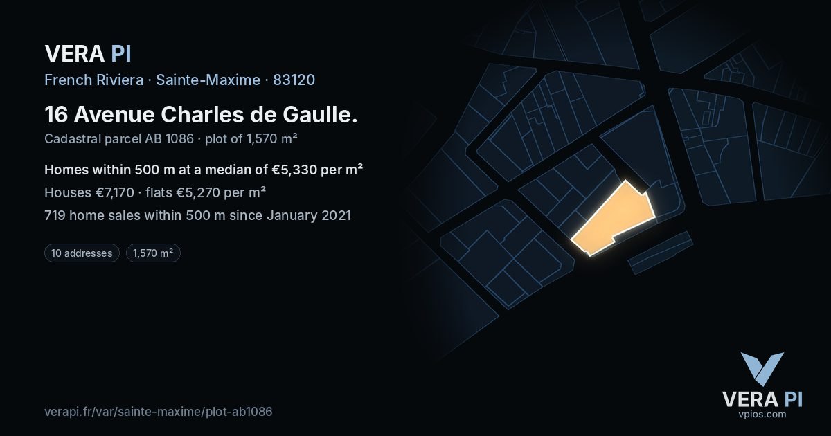 16 Avenue Charles de Gaulle, Sainte-Maxime at night – the plot lit, the parcels around coloured by the prices near them