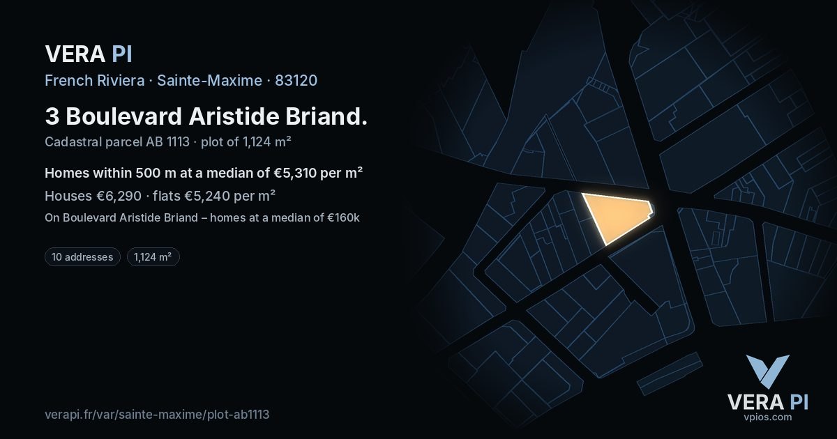 3 Boulevard Aristide Briand, Sainte-Maxime at night – the plot lit, the parcels around coloured by the prices near them
