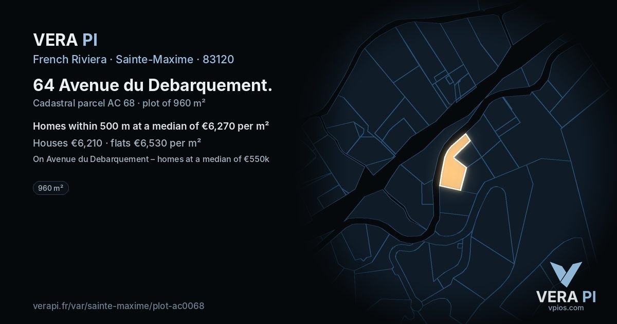 64 Avenue du Debarquement, Sainte-Maxime at night – the plot lit, the parcels around coloured by the prices near them