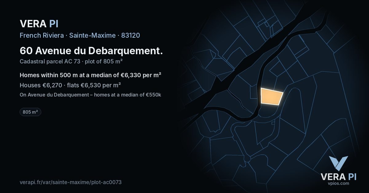 60 Avenue du Debarquement, Sainte-Maxime at night – the plot lit, the parcels around coloured by the prices near them