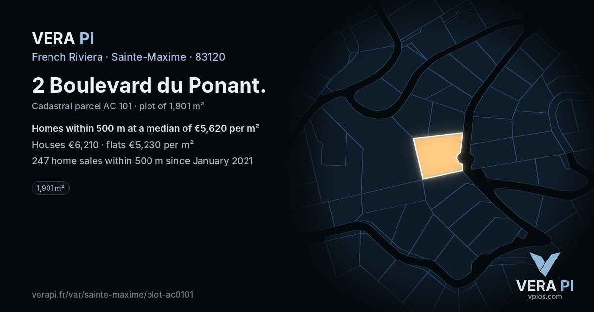2 Boulevard du Ponant, Sainte-Maxime at night – the plot lit, the parcels around coloured by the prices near them