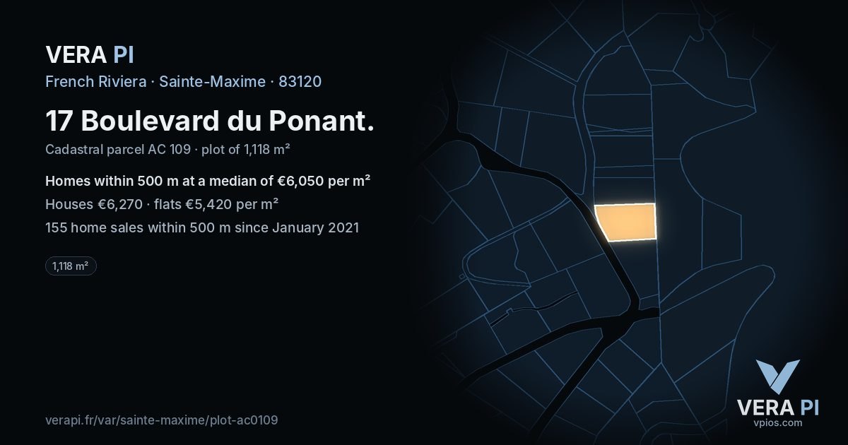 17 Boulevard du Ponant, Sainte-Maxime at night – the plot lit, the parcels around coloured by the prices near them