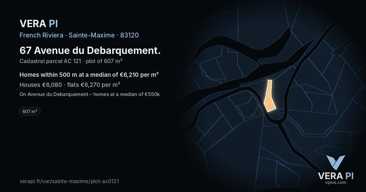 67 Avenue du Debarquement, Sainte-Maxime at night – the plot lit, the parcels around coloured by the prices near them