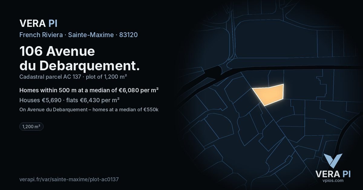 106 Avenue du Debarquement, Sainte-Maxime at night – the plot lit, the parcels around coloured by the prices near them