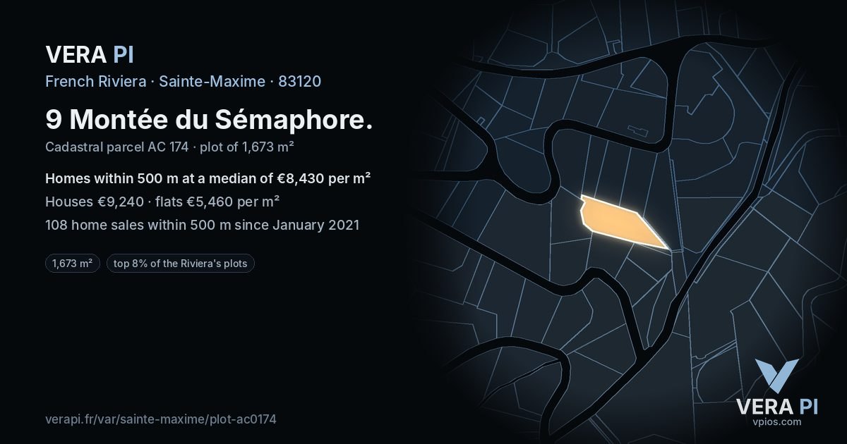 9 Montée du Sémaphore, Sainte-Maxime at night – the plot lit, the parcels around coloured by the prices near them