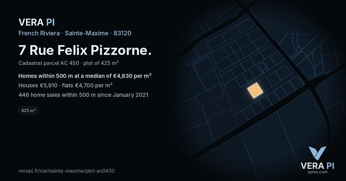 7 Rue Felix Pizzorne, Sainte-Maxime at night – the plot lit, the parcels around coloured by the prices near them