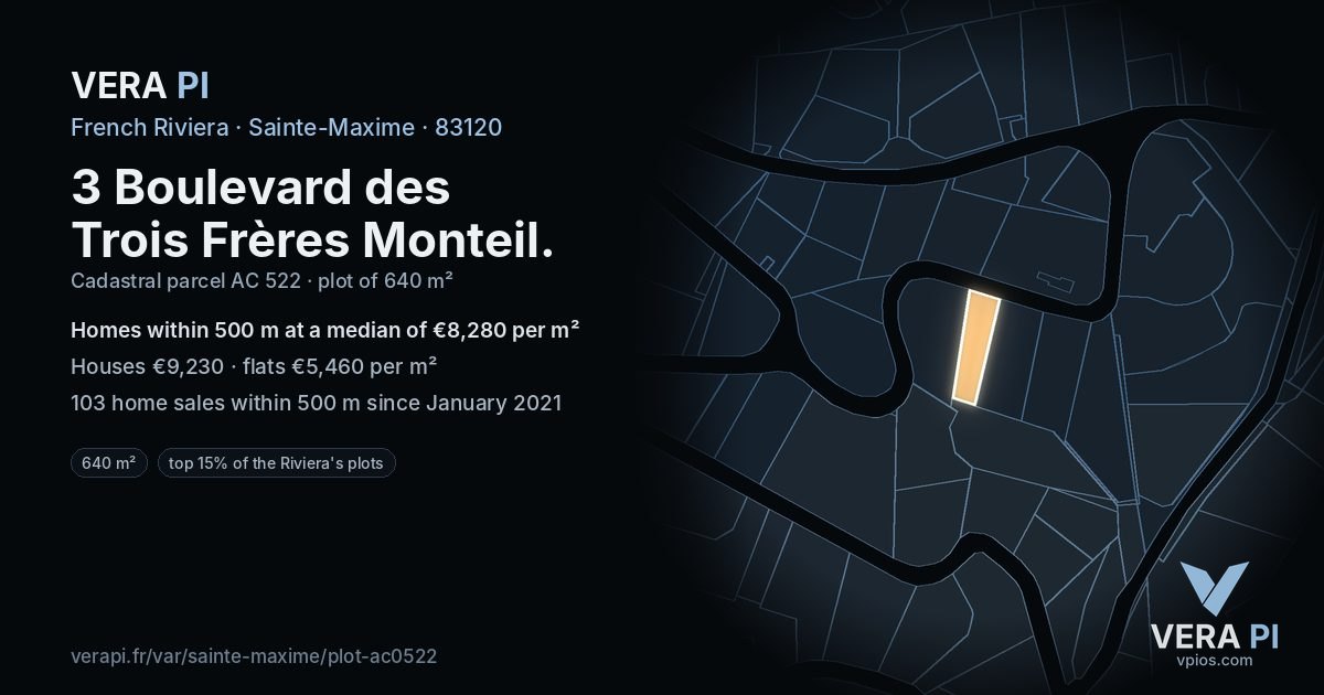 3 Boulevard des Trois Frères Monteil, Sainte-Maxime at night – the plot lit, the parcels around coloured by the prices near them