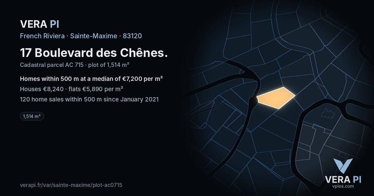 17 Boulevard des Chênes, Sainte-Maxime at night – the plot lit, the parcels around coloured by the prices near them