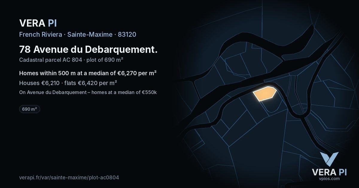 78 Avenue du Debarquement, Sainte-Maxime at night – the plot lit, the parcels around coloured by the prices near them