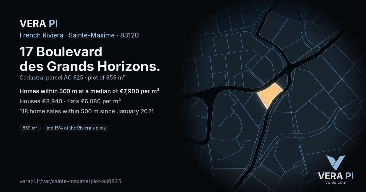 17 Boulevard des Grands Horizons, Sainte-Maxime at night – the plot lit, the parcels around coloured by the prices near them